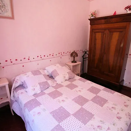033 La Renardiere, 10p. Bouches-du-rhone * Ceyreste